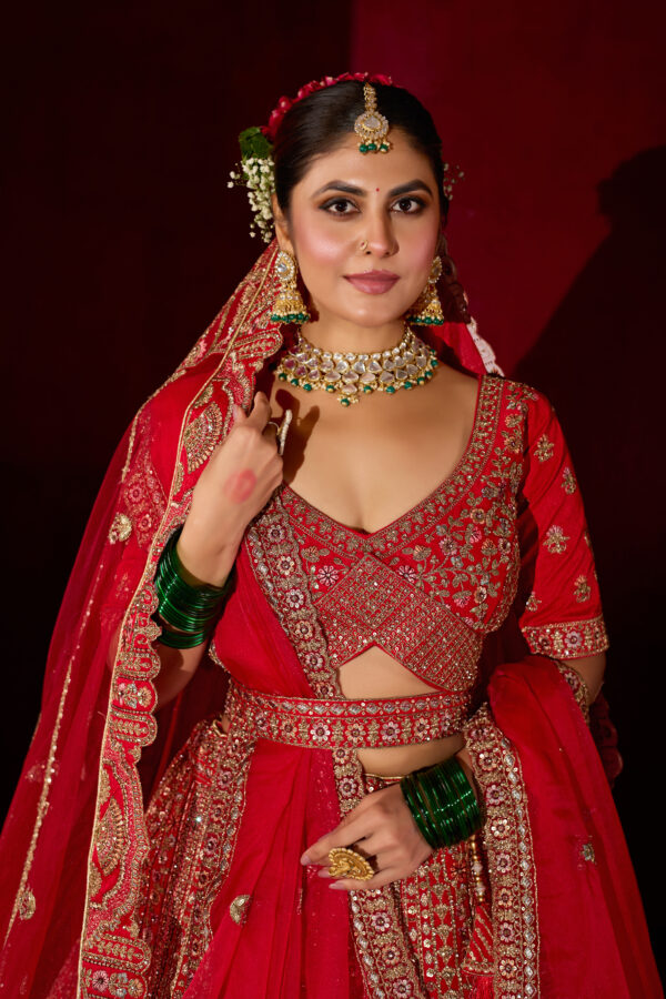 Red Heavy Zari Embroidered Bridal Lehenga with Waist Belt and Dupatta - Image 5